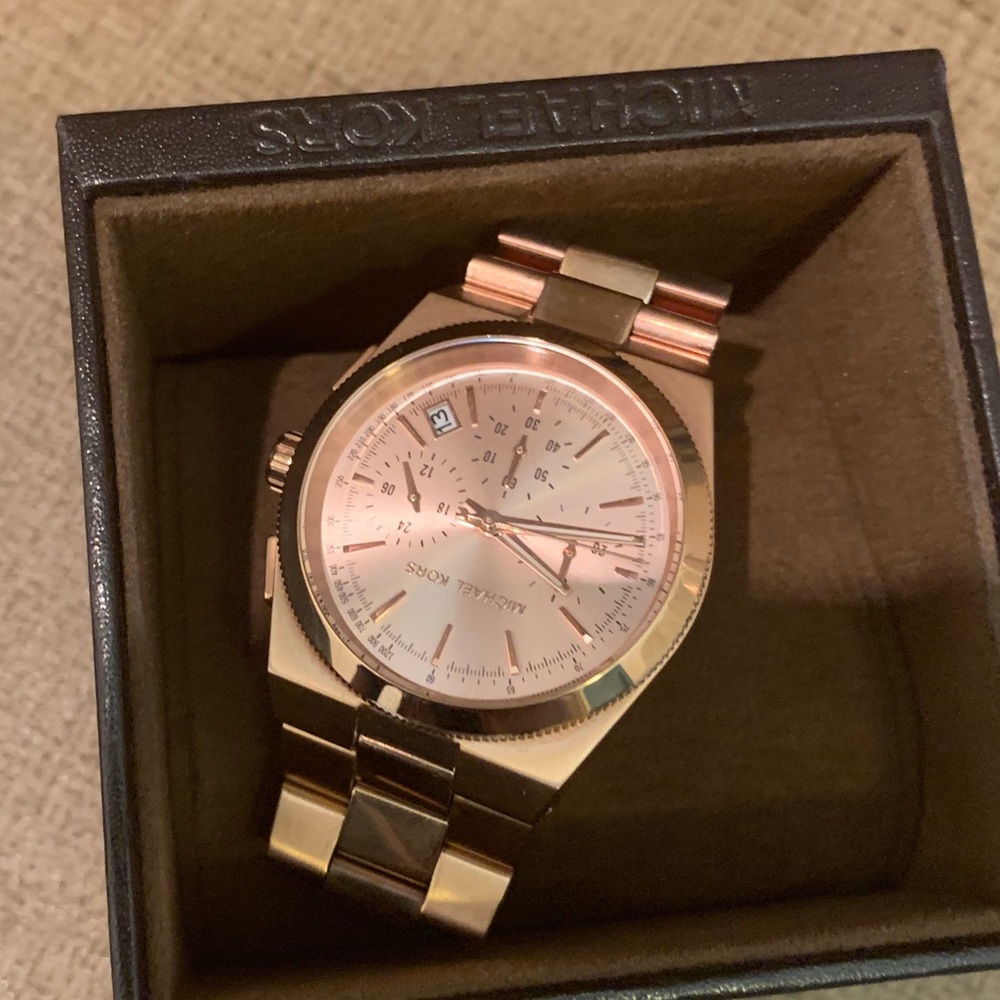 Micheal Kors rose gold watch